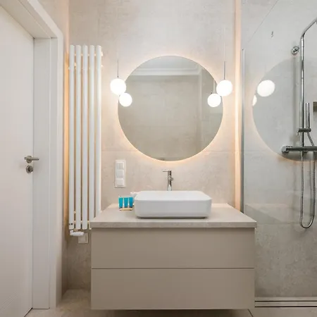 Appartement Chmielna Signature By Bookinghost Warschau