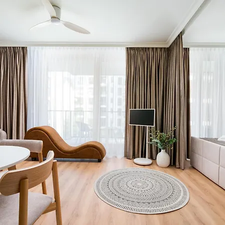 Chmielna Signature By Bookinghost Appartement Warschau